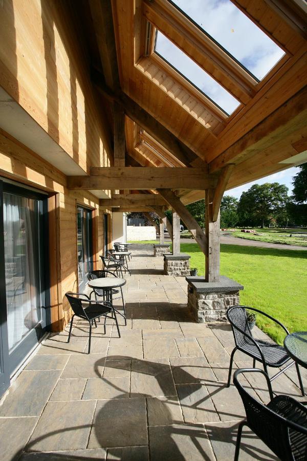 The Loch Lomond Guesthouse بالّوتْشْ المظهر الخارجي الصورة