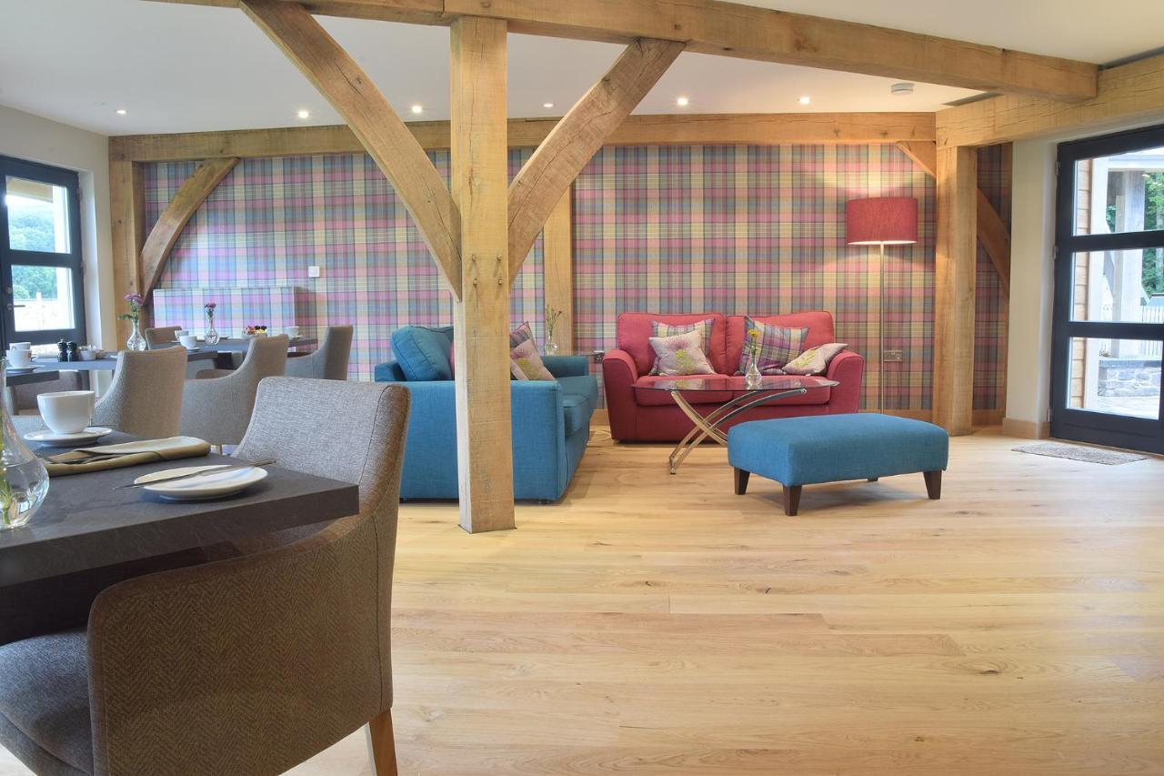 The Loch Lomond Guesthouse بالّوتْشْ المظهر الخارجي الصورة