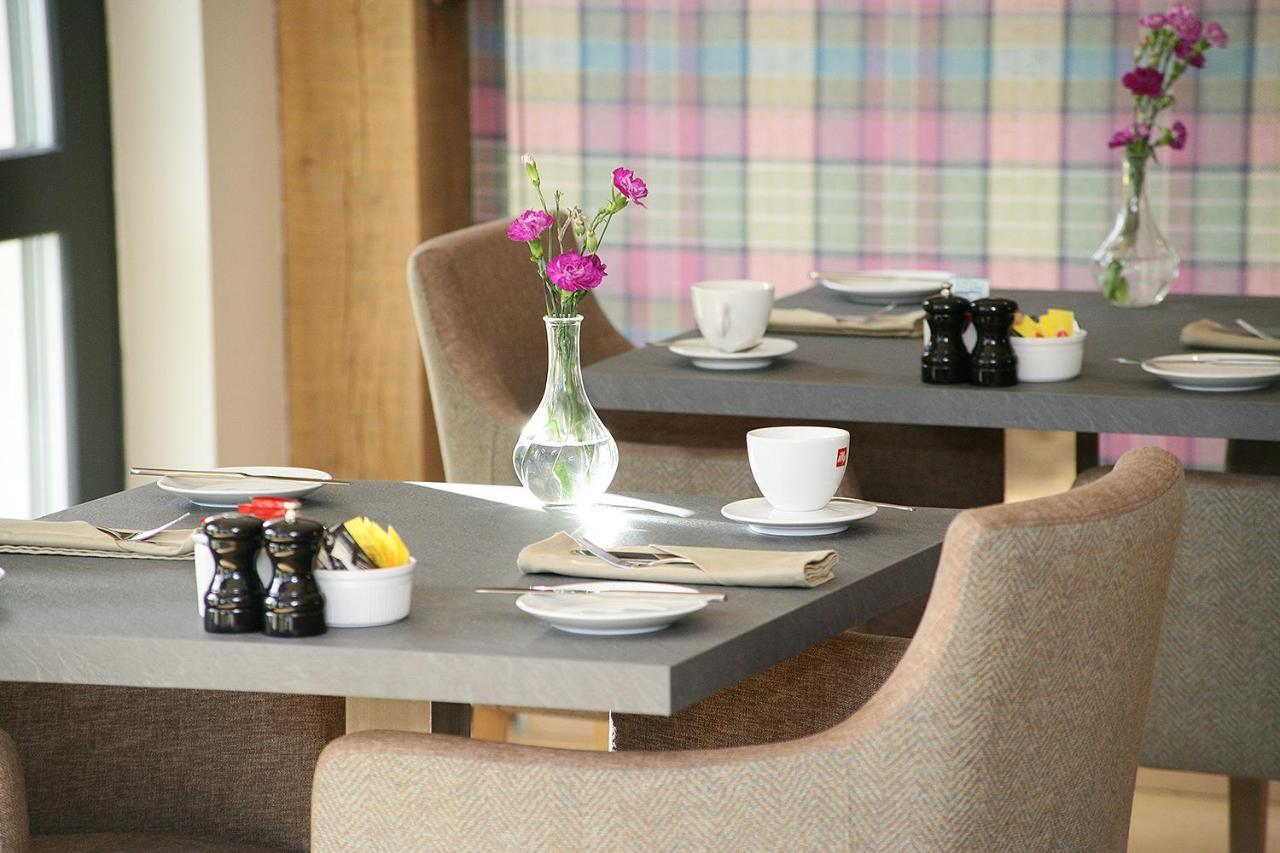 The Loch Lomond Guesthouse بالّوتْشْ المظهر الخارجي الصورة